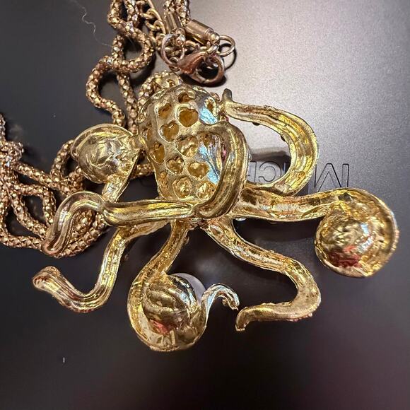 Betsey Johnson Pink Rhinestone Faux Pearl Octopus Necklace - Picture 6 of 9